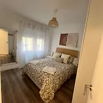 Piso Recien Reformado En El Centro De Santander, Zona Estaciones Apartment