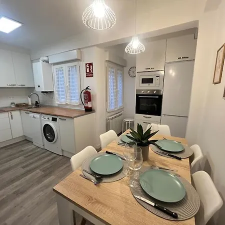 Apartman Piso Recien Reformado En El Centro De Santander, Zona Estaciones