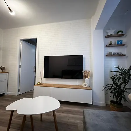 Piso Recien Reformado En El Centro De Santander, Zona Estaciones * Santender