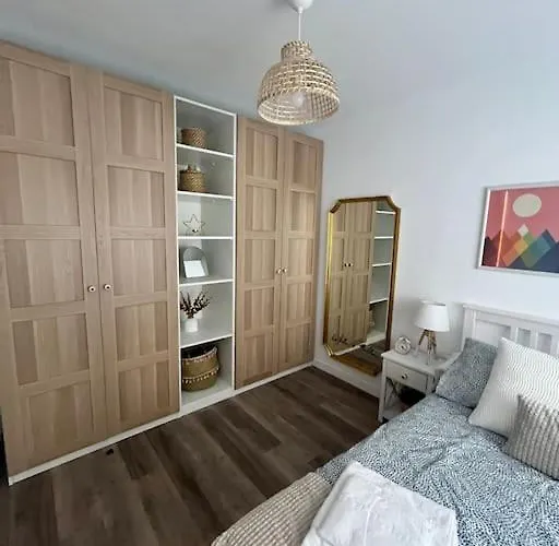 Piso Recien Reformado En El Centro De Santander, Zona Estaciones Apartment