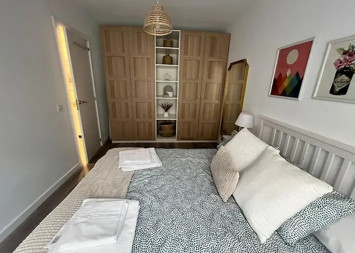 Piso Recien Reformado En El Centro De Santander, Zona Estaciones Santander