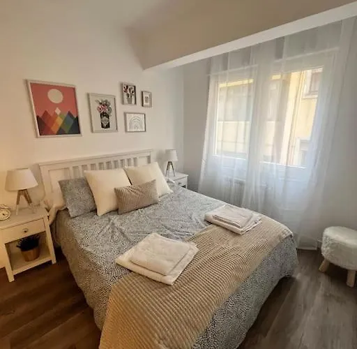 Piso Recien Reformado En El Centro De Santander, Zona Estaciones * Santander