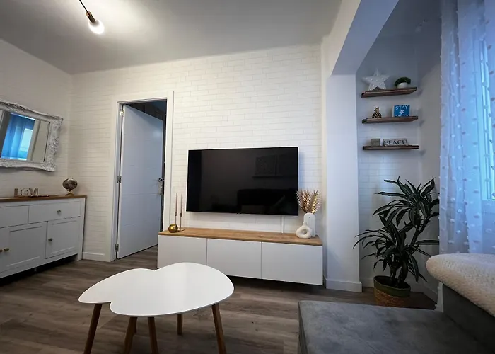 Piso Recien Reformado En El Centro De Santander, Zona Estaciones * Santander