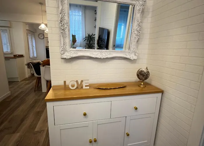 Piso Recien Reformado En El Centro De Santander, Zona Estaciones Apartment *